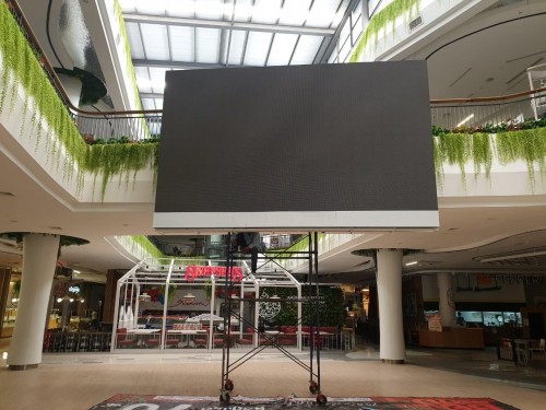 จอLED โรบินสัน สาขาลาดกระบัง 200512 0001