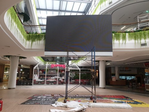 จอLED โรบินสัน สาขาลาดกระบัง 200512 0006