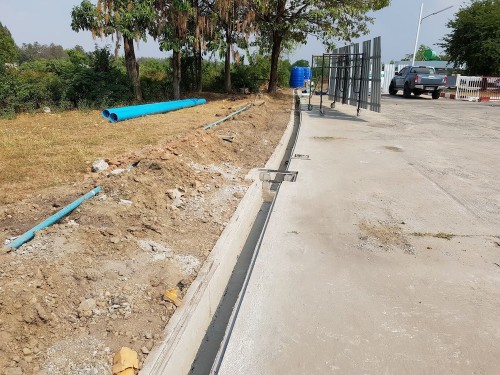 ปราสาท4 จ.สุรินทร์ ๒๐๐๒๒๓ 0013