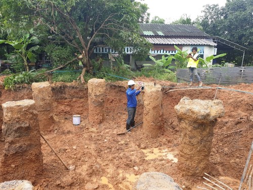 รูปงานป้าย เขาย้อย ๒๐๐๒๒๓ 0038